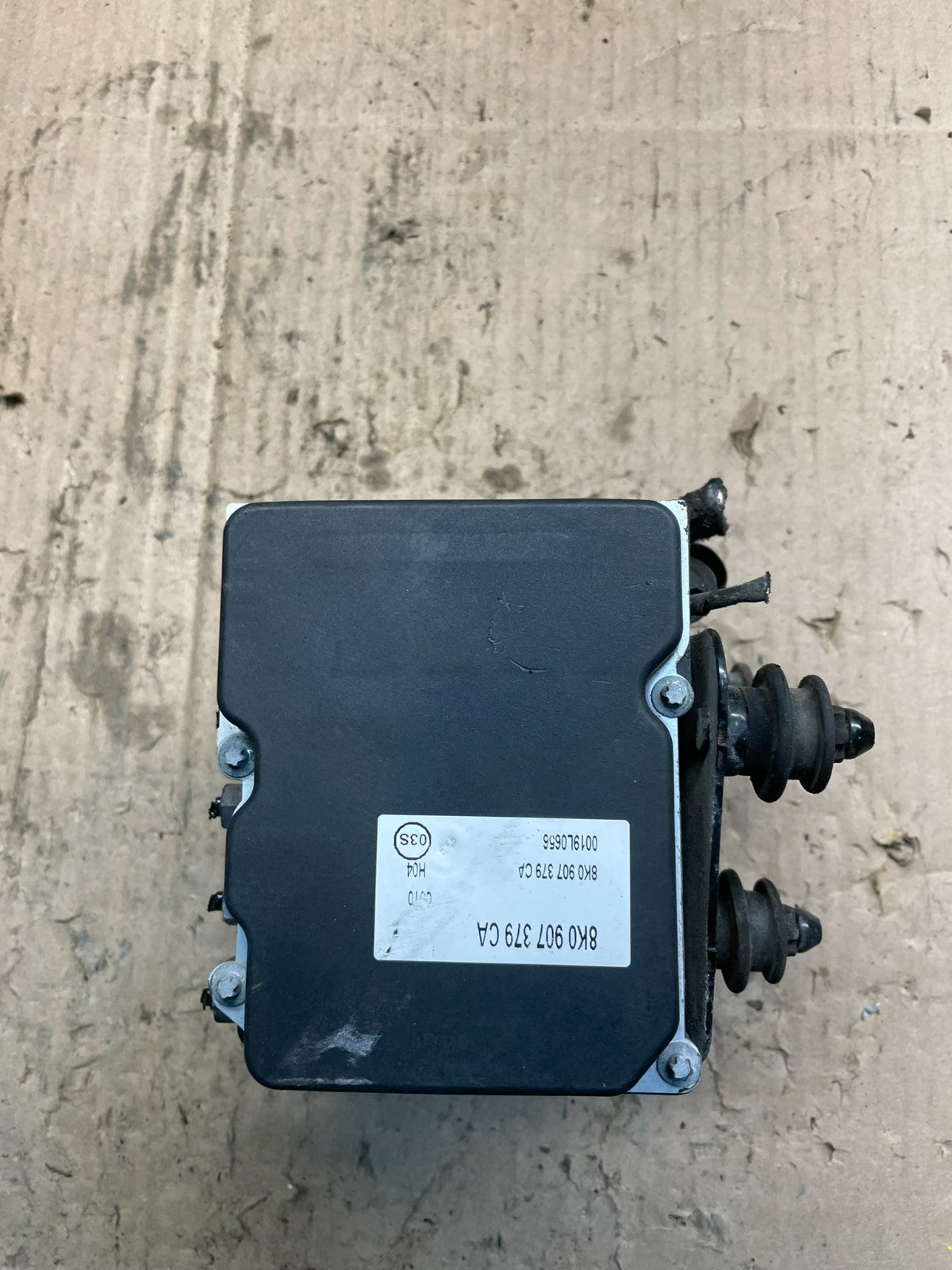 2010 to 2012 Audi A4 ABS Anti-Lock Brake Pump 8K061451 t7537 DG4