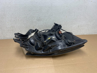 2004 to 2007 Nissan Armada Left Driver Lh Side Headlight Halogen M4620 DW9