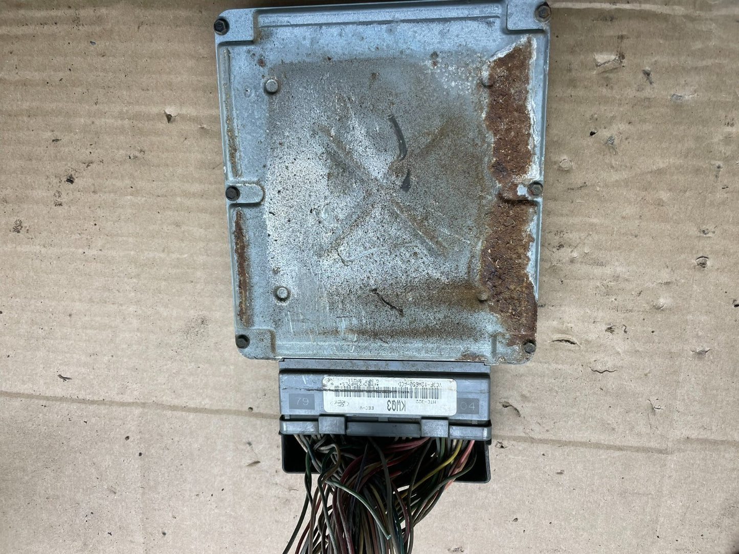 2000 Ford Van E-Series 6.8L Engine Control Module Unit ECU O8407 DG1