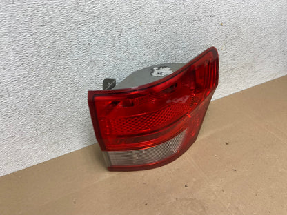 2011-2013 Jeep Grand Cherokee Right Passenger Side Rh Tail Light AE4945 LK2