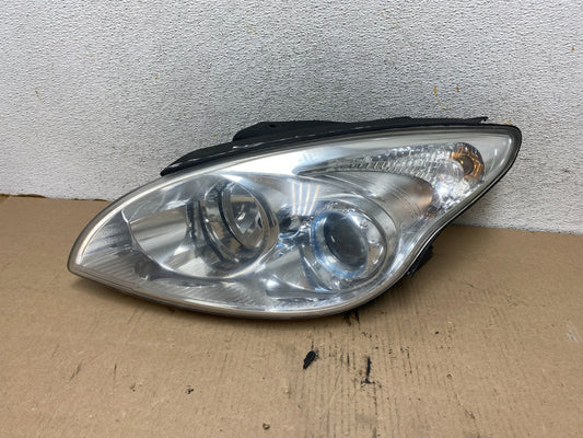 2010 to 2012 Hyundai Elantra Touring Left Driver Headlight Halogen AH0948 DW0
