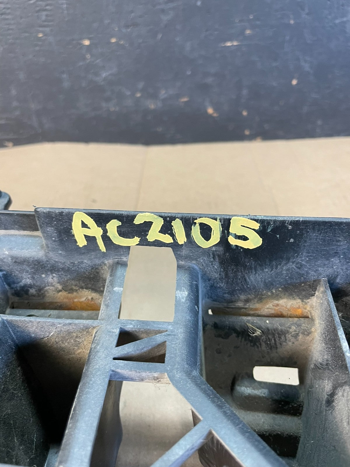 2013 to 2017 Cadillac XTS Rear Bumper Energy Absorber Oem AC2105 DG6