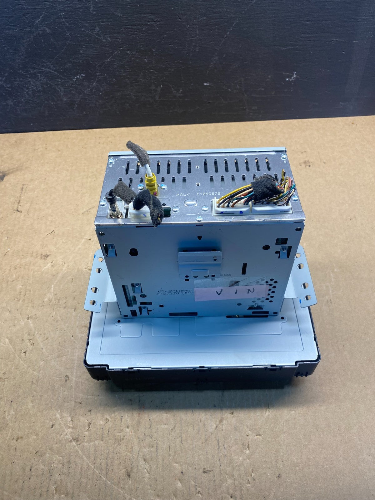 2016 to 2018 Kia Sorento AM/FM CD Radio Screen Display AC7108 DG5