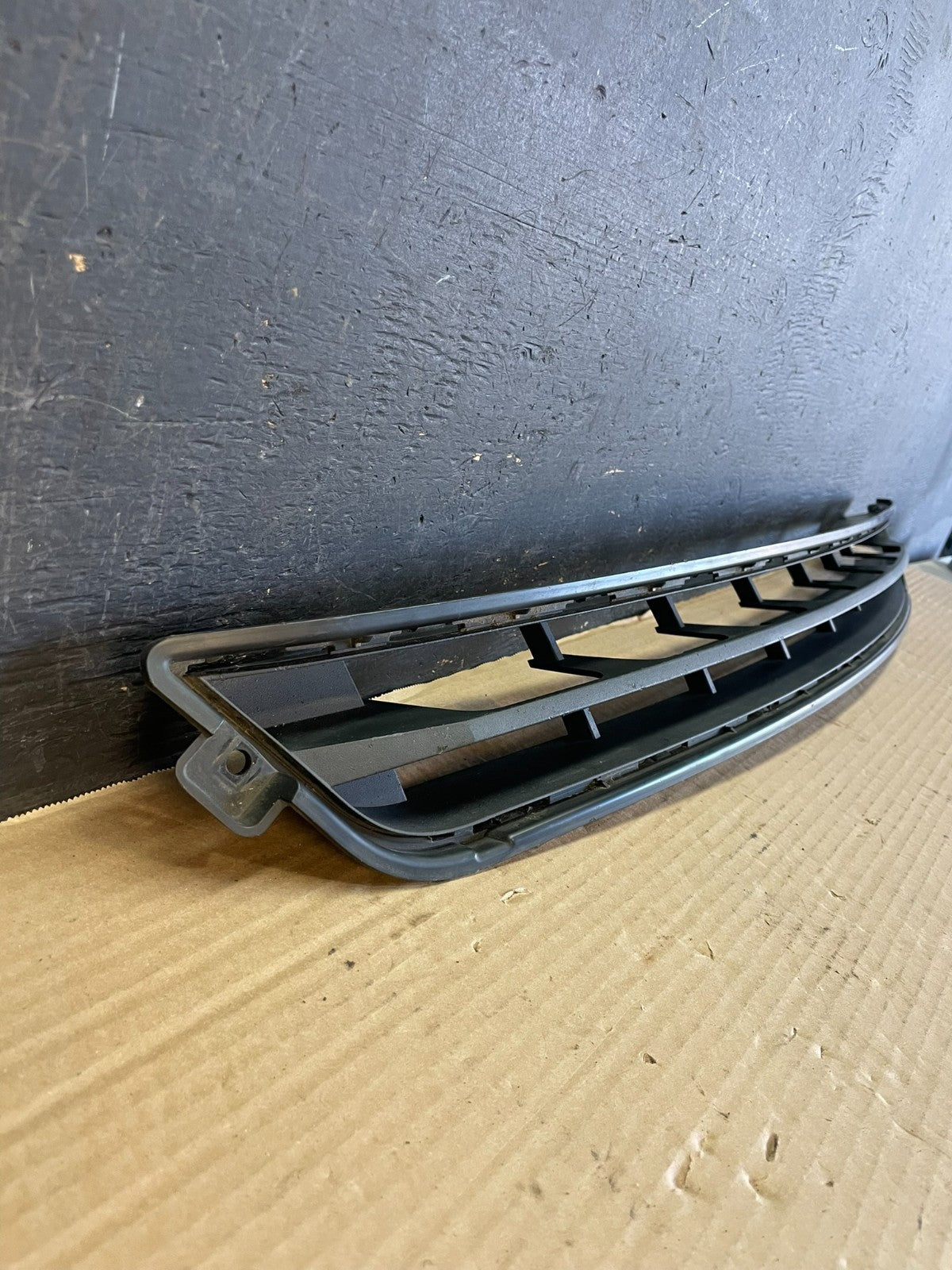 2013 2014 2015 GMC Acadia Front Lower Cover Grill Grille AF3472 DG2