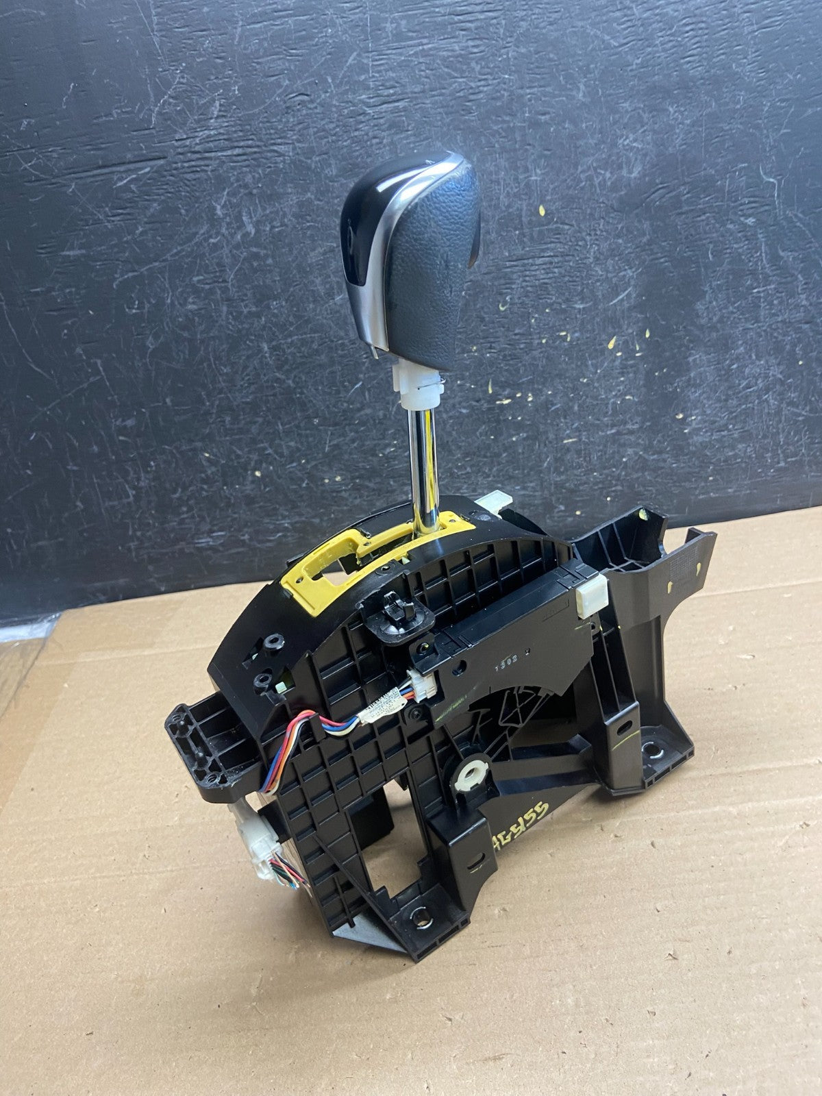 2017 - 2019 Nissan Rogue Automatic Transmission Gear Shifter AG5155 DG1