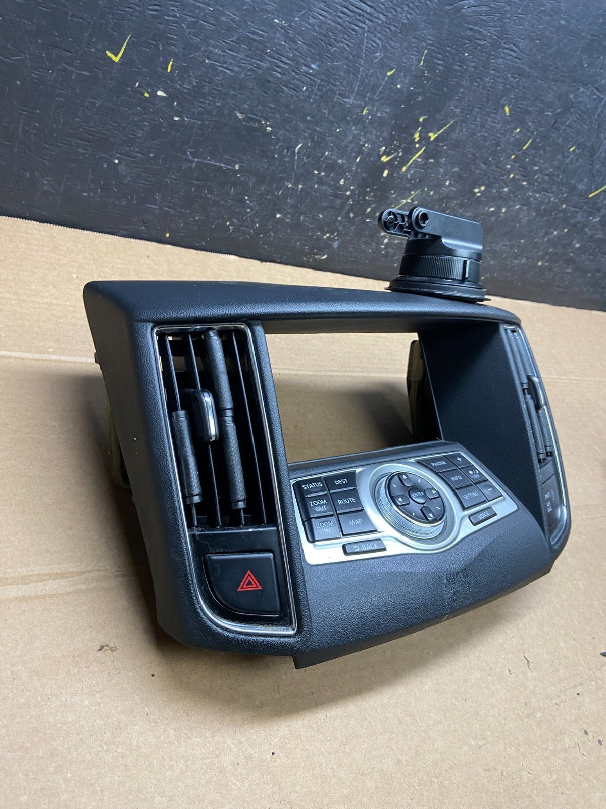 2011 2012 2013 Nissan Maxima Radio Audio Panel Control Bezel Trim  W6423 DG3