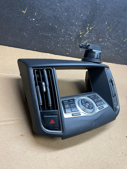 2011 2012 2013 Nissan Maxima Radio Audio Panel Control Bezel Trim  W6423 DG3