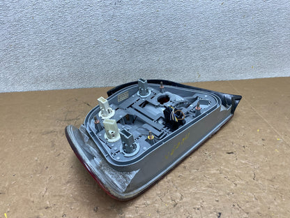 1999 to 2001 BMW E38 7-Series Right Passenger Rh Side Tail Light OEM V6004 DW7