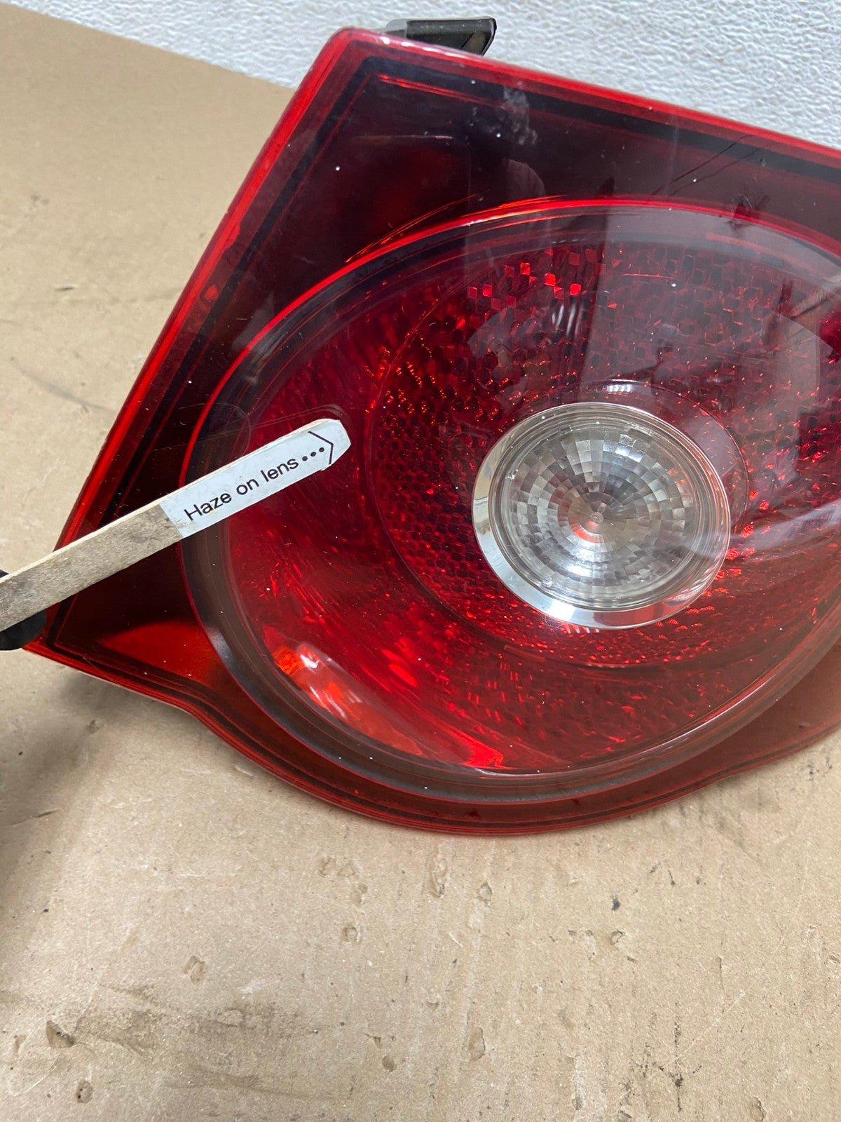 2008 2009 2010 Volkswagen Jetta Right Passenger RH Side Tail Light AD7687 LK3