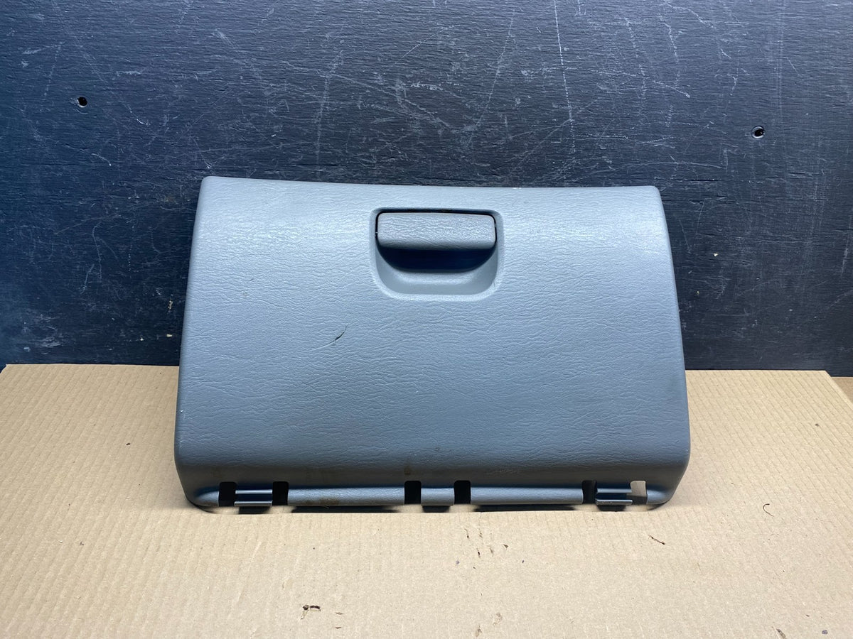2001 - 2007 Chrysler Town Country Glove Box Compartment AH7433 DG0