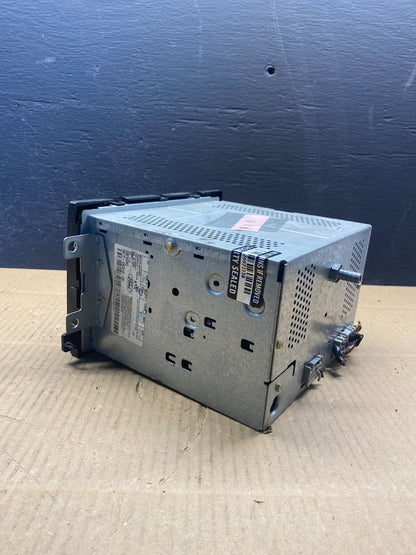 2005 to 2007 Ford Five Hundred Montego Radio CD Player AD1513 DG1