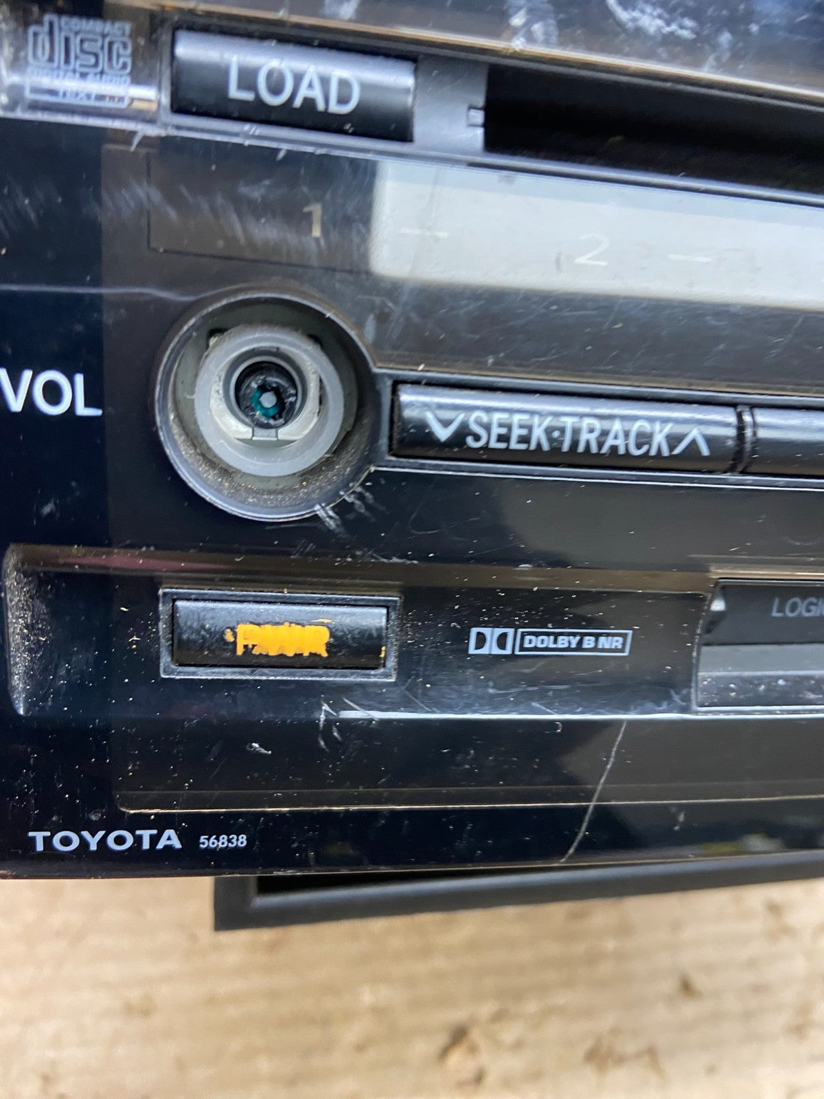 2003 to 2006 Toyota Prius OEM Radio AM/FM CD Player Oem w6385 DG2