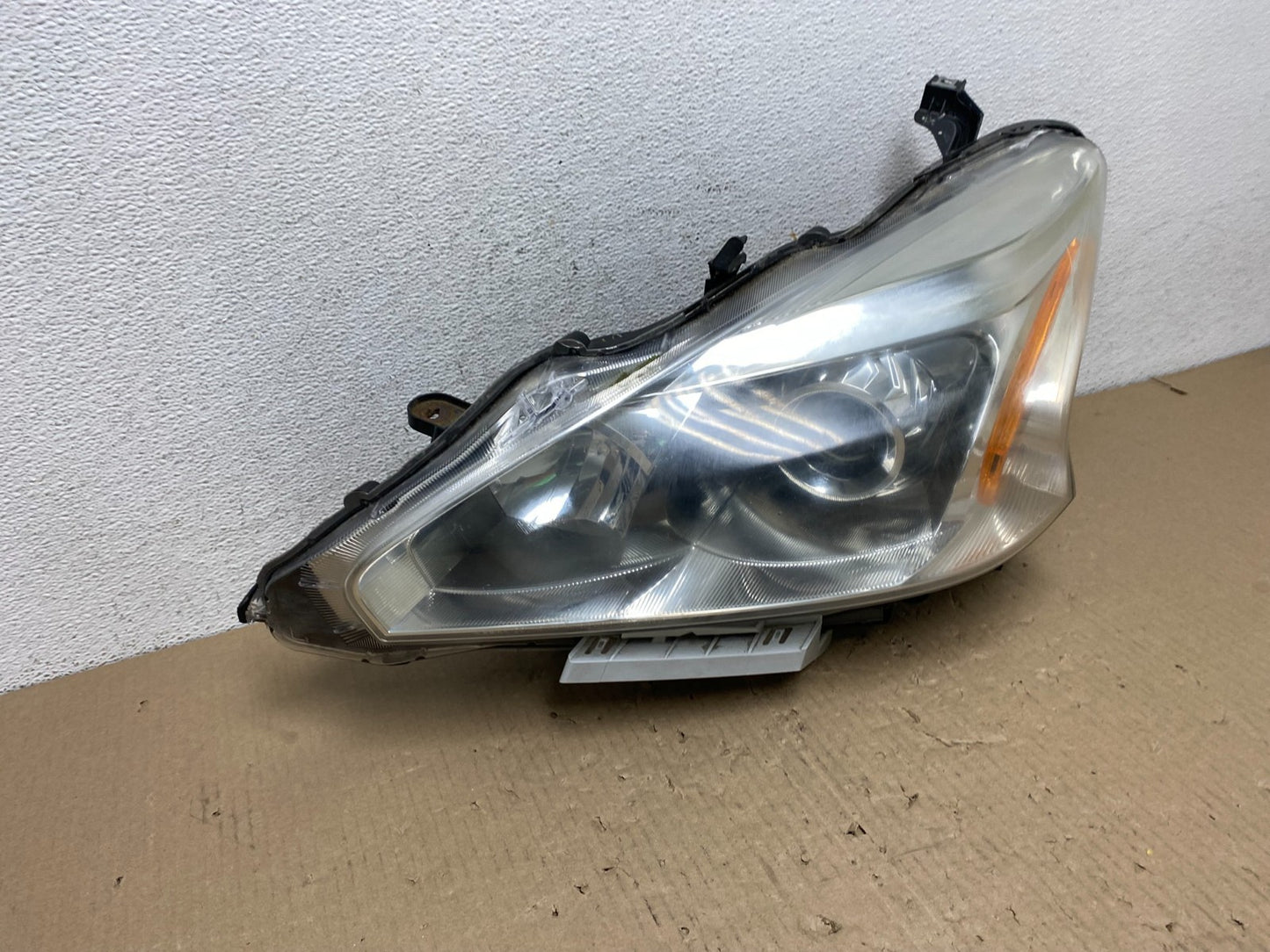 2013 2014 2015 Nissan Altima Left Driver LH Side Halogen Headlight AE9689 DW2