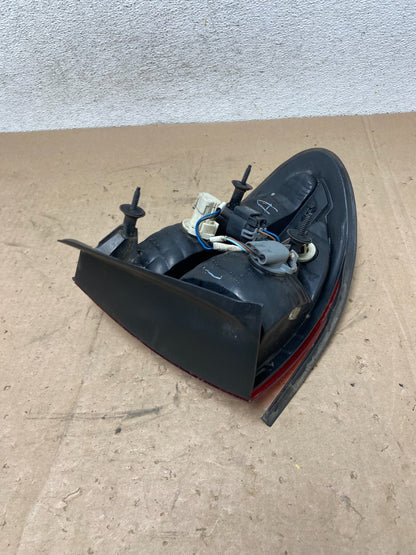 1999 to 2004 Oldsmobile Alero Right Passenger RH Side Tail Light AG5333 DW6