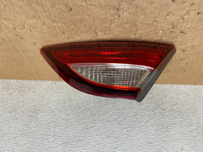 2015 to 2017 Chrysler 200 Sedan Right Passenger Inner Tail Light G9925 KC0
