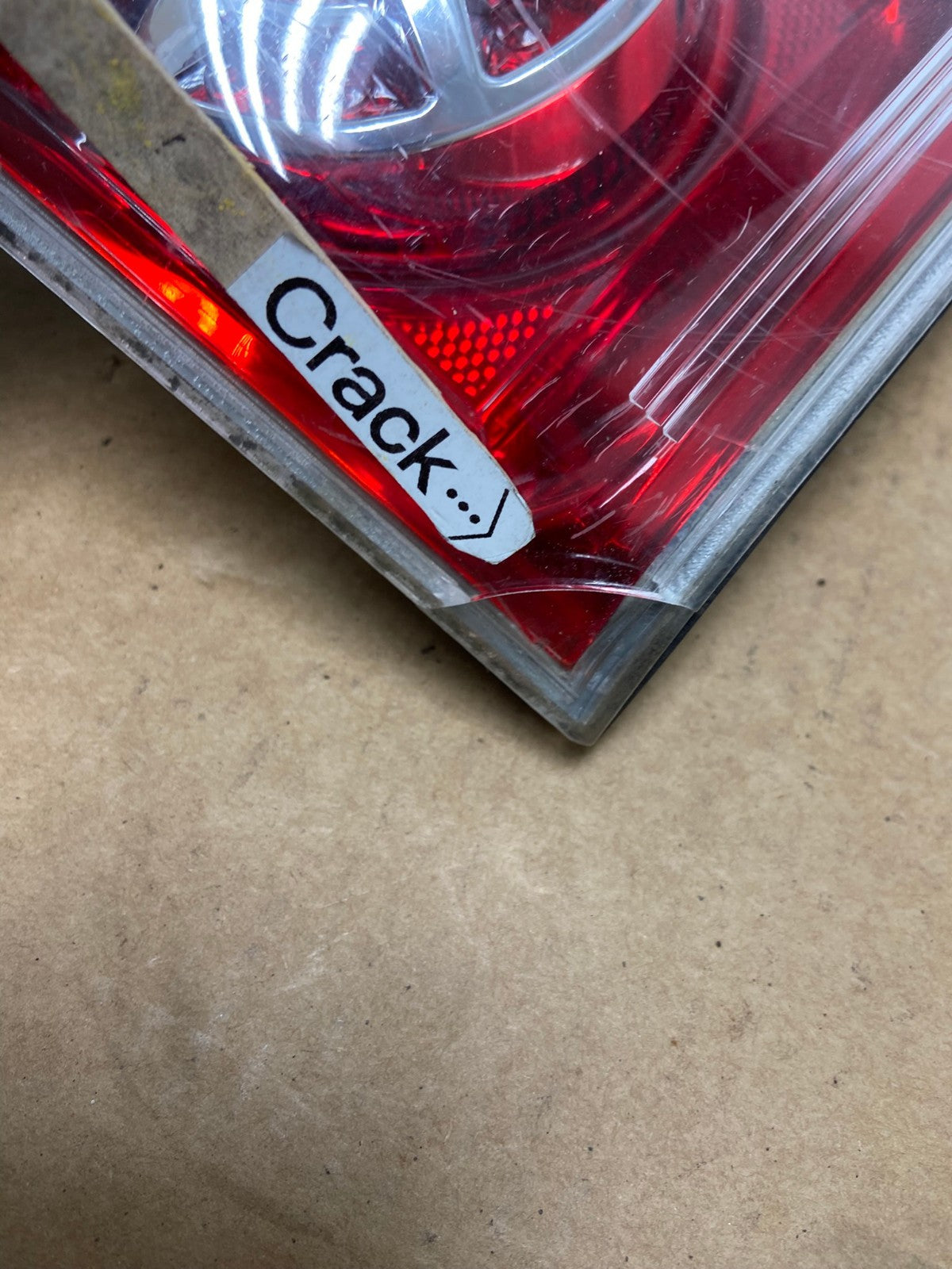 2007 to 2012 GMC Acadia Right Passenger Rh Hatch Tail Light Inner AE2937 LK4