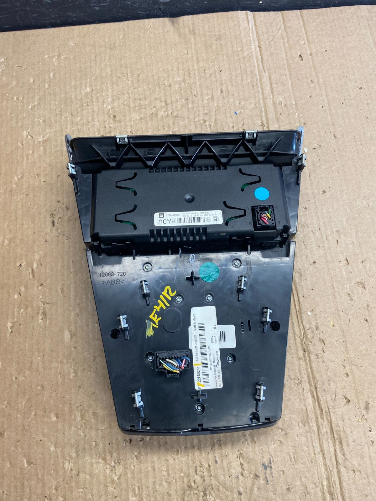 2012-2015 Chevrolet Equinox Radio Face Climate Control Panel Bezel ae4112 DG4
