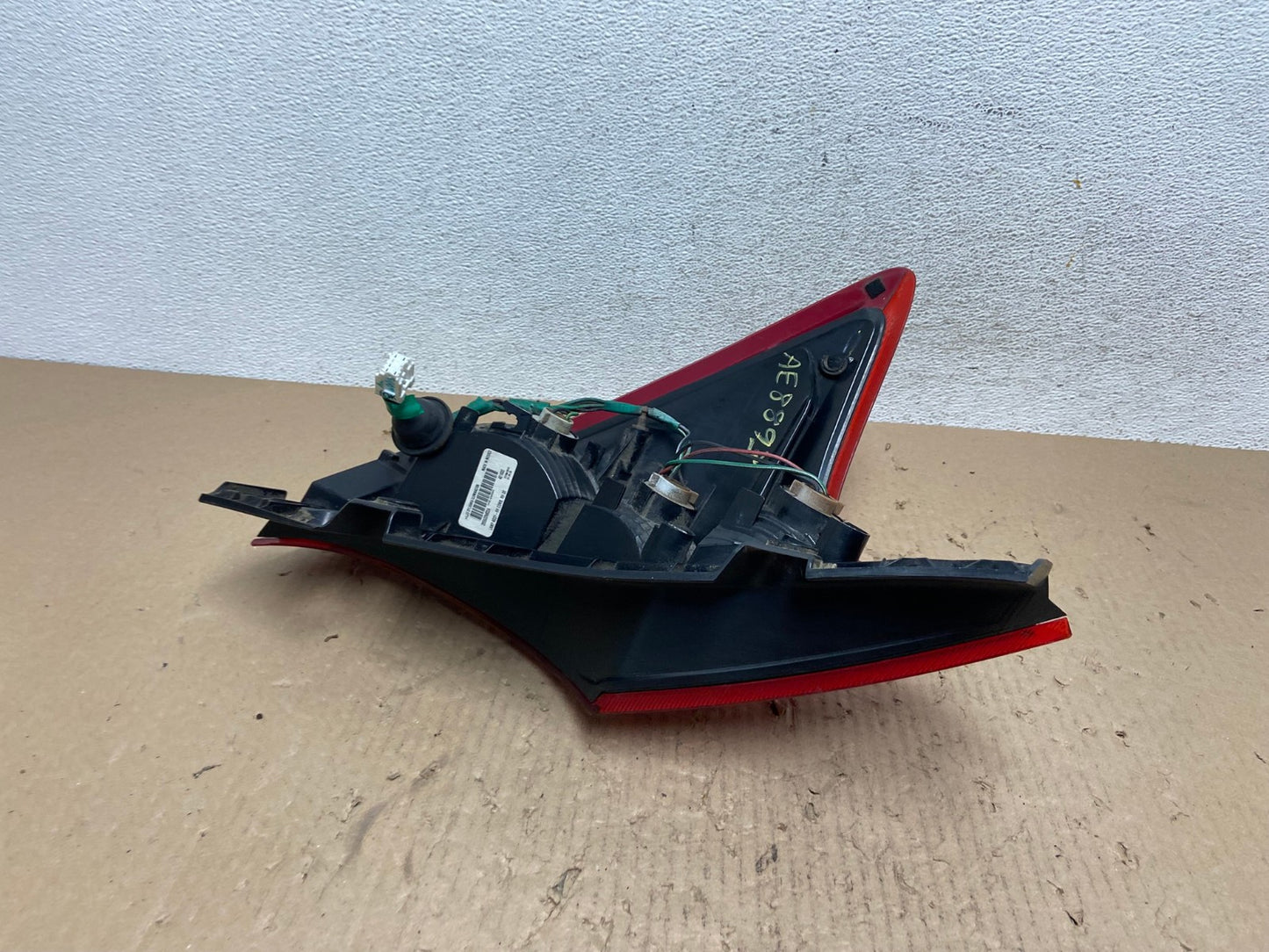 2014 - 2019 Nissan Versa Note Hatchback Right Passenger Tail Light AE8893 LK4