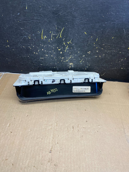 2005 Nissan Pathfinder Speedometer Cluster Gauge OEM AB1932 DG5