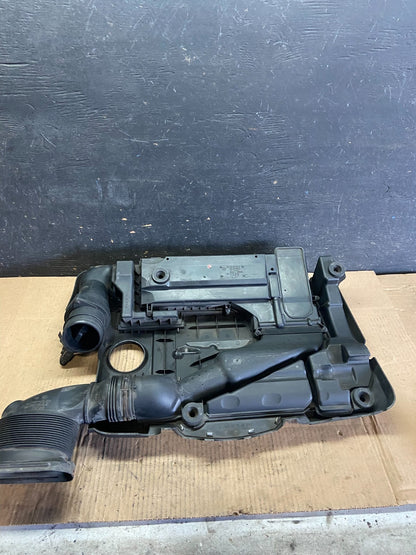 2005 to 2008 Volkswagen Jetta 2.5L Passat Jetta Engine Cover 07k129601 P8470 DG5