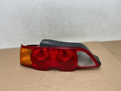 2002 to 2004 Acura Rsx Left Driver LH Side Tail Light AG5759 DW0