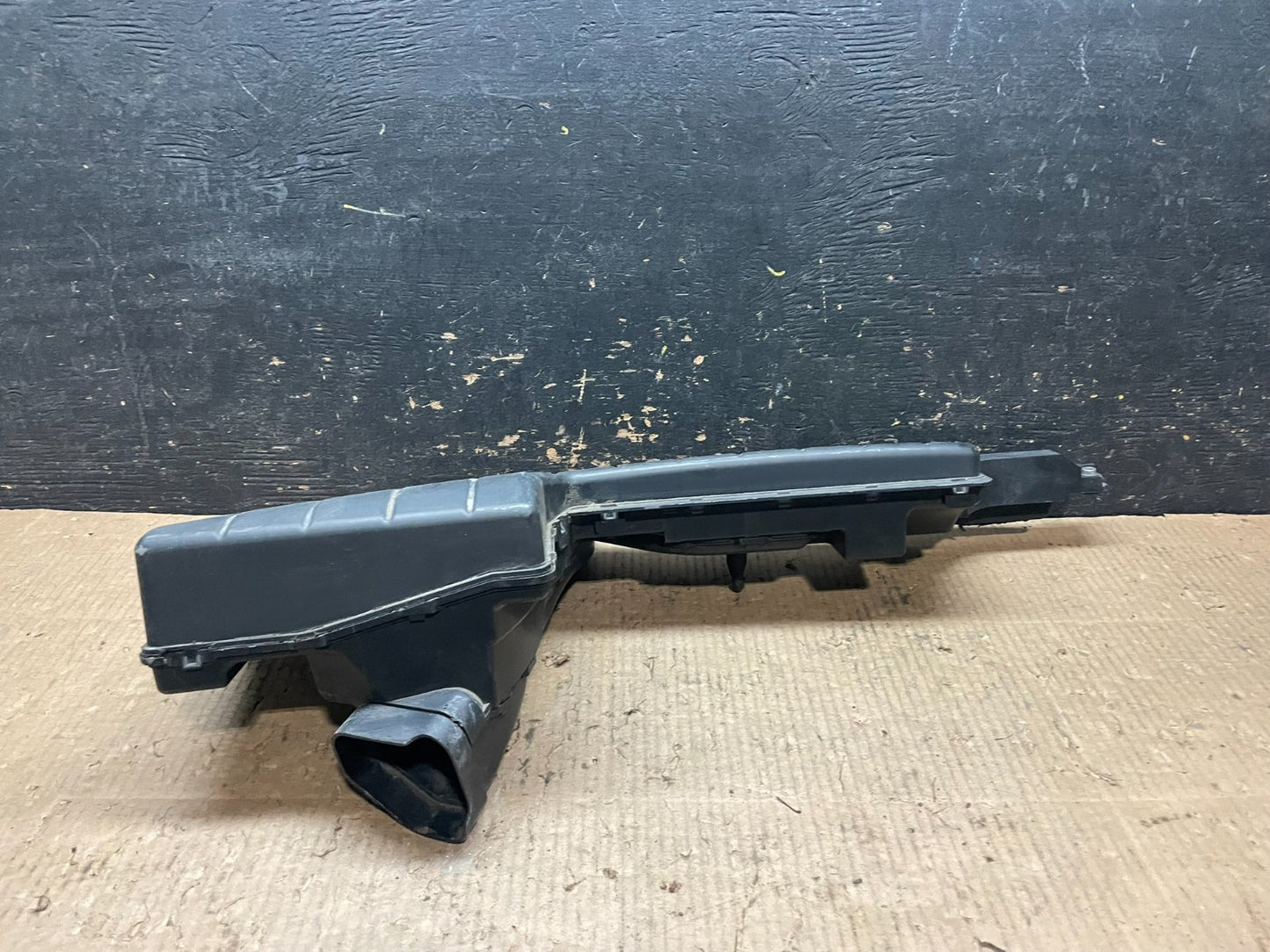 2009 to 2014 Nissan Murano Upper Air Intake Duct Y6610 DG0