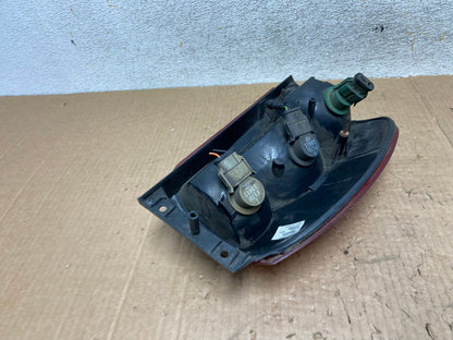 1998 to 2001 Ford Explorer Right Passenger Side Tail light AI5543 LK5
