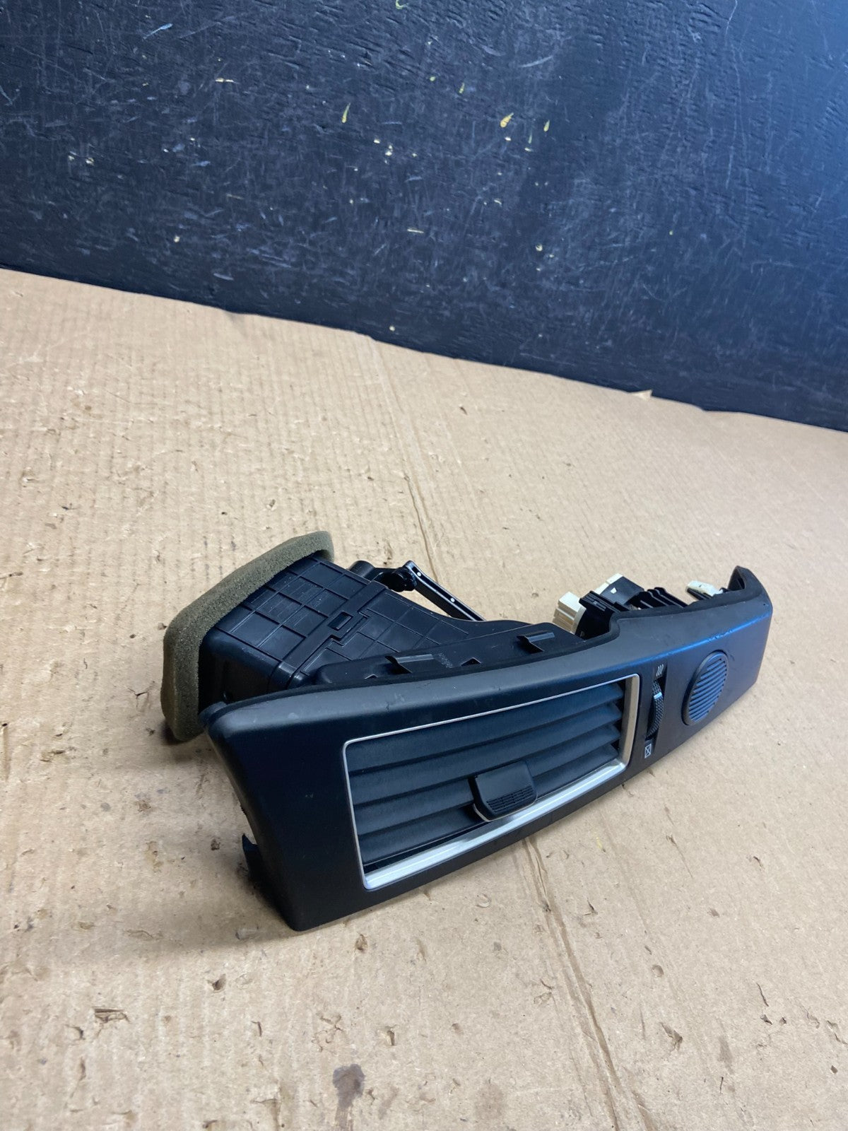 2007-2012 Hyundai Veracruz Right Passenger Dash AC Air Vent Trim Panel ae4040 DG2