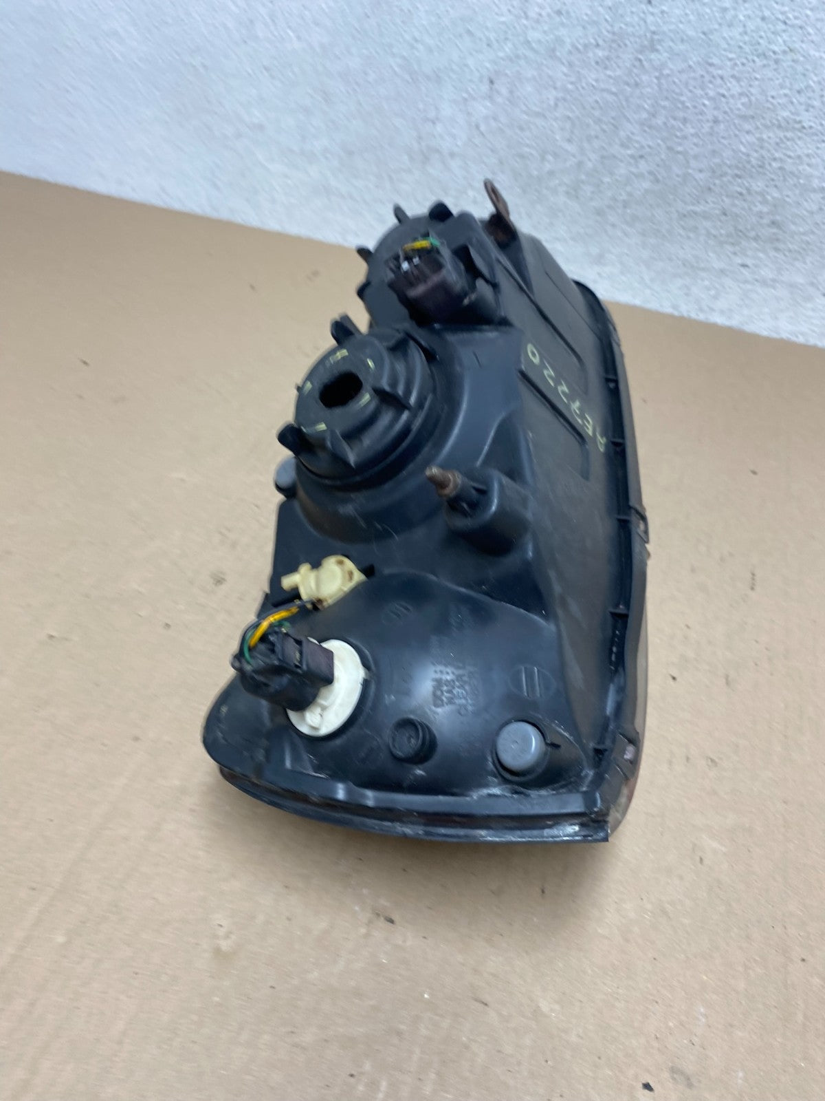 2001 2002 2003 Hyundai Elantra Left Driver LH Side Halogen Headlight AE7220 DW10