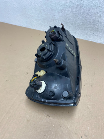 2001 2002 2003 Hyundai Elantra Left Driver LH Side Halogen Headlight AE7220 DW10