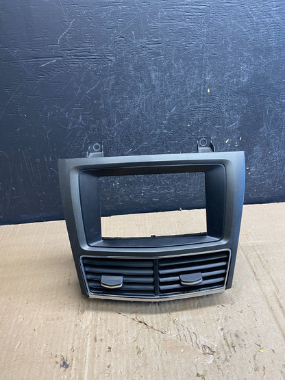 2010 - 2012 Lincoln Mkt Center Dash Gps Radio Bezel Panel Air Vent AE1962 DG0