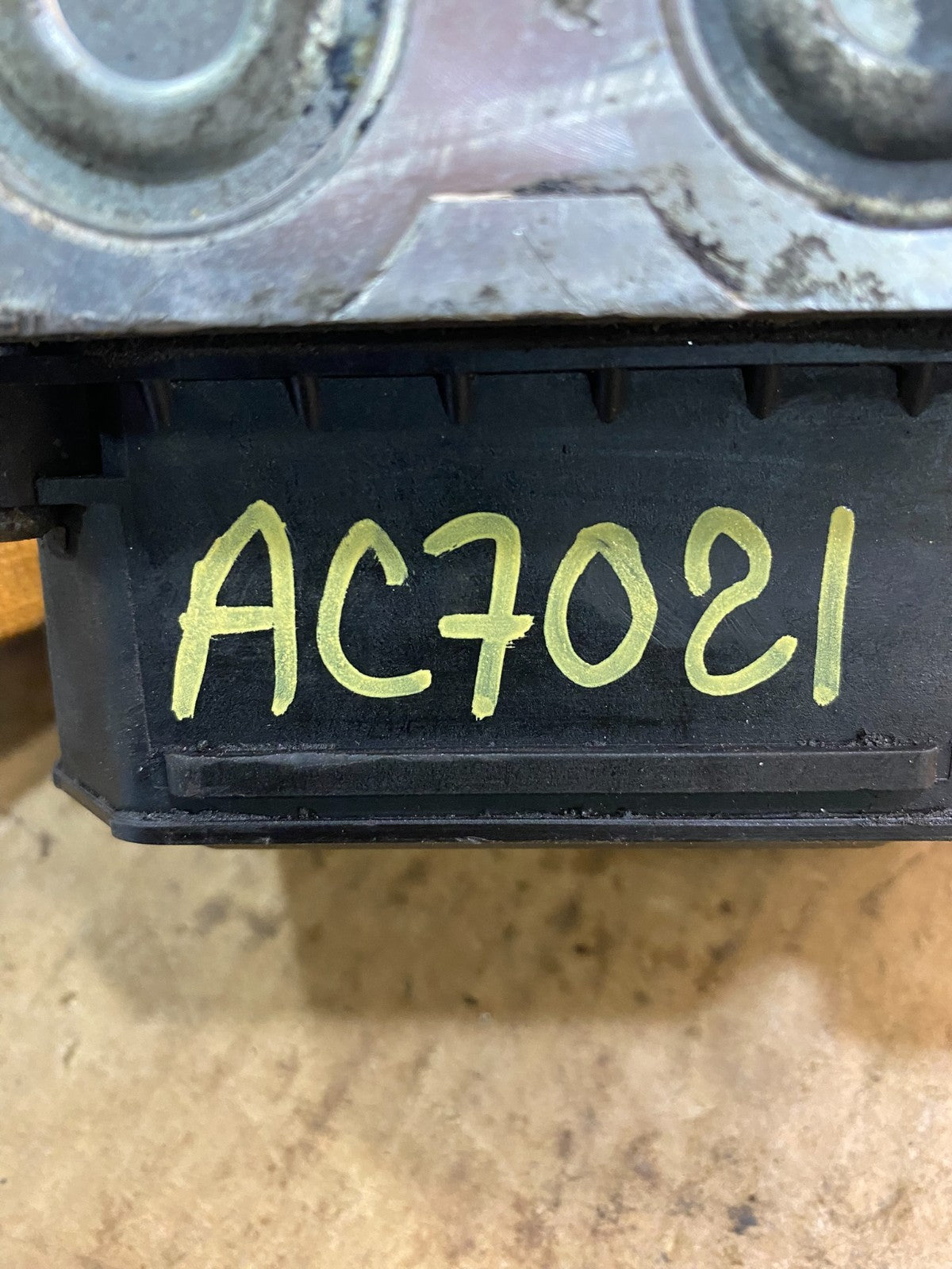 2008 Ford E150 Van ABS Anti-Lock Brake Control Module 8C24-2C346-BF AC7021 DG7
