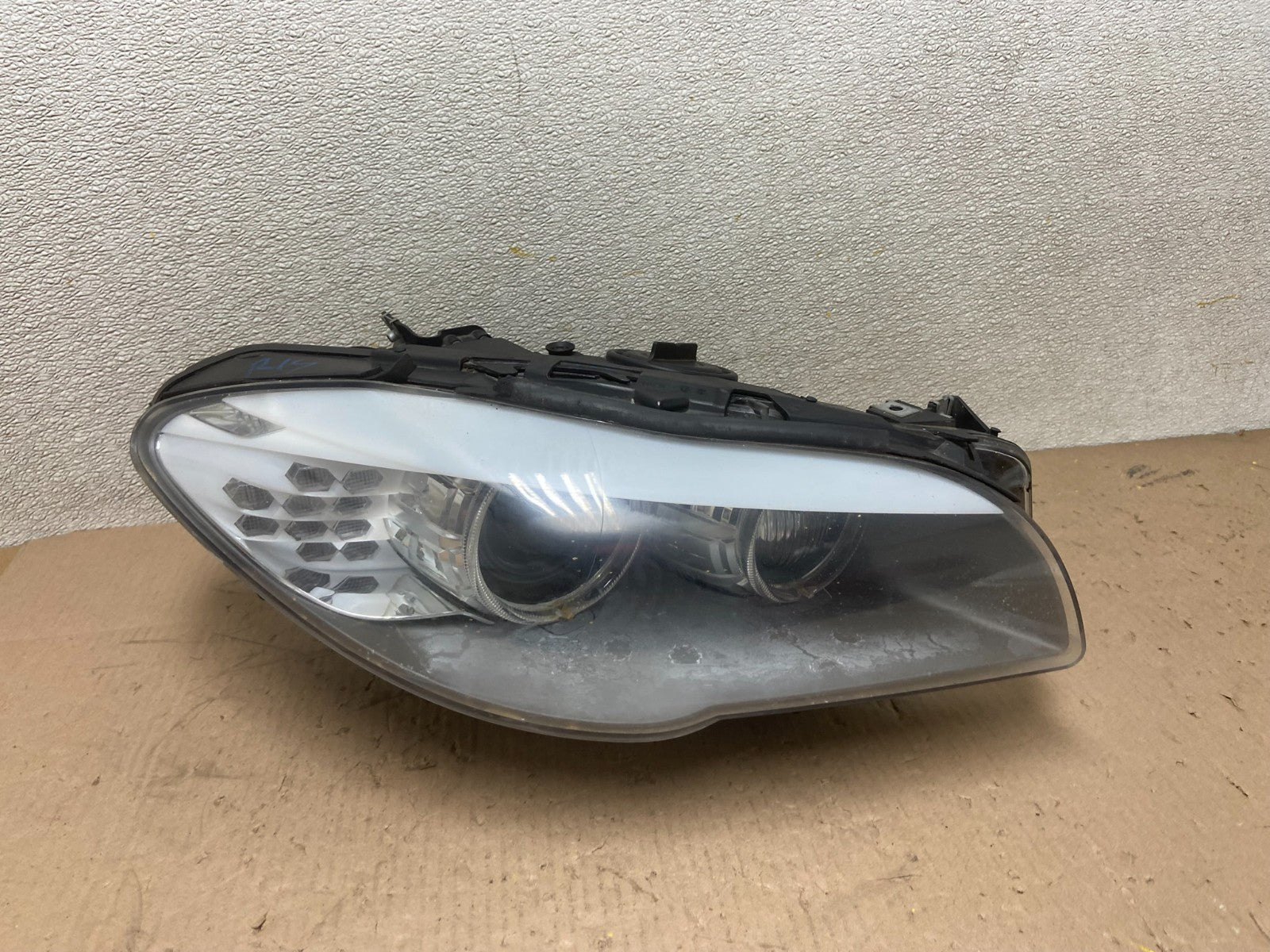 2011-2013 BMW 5 Series F10 Right Passenger Xenon HID AFS Headlight OEM AA1007 DW0
