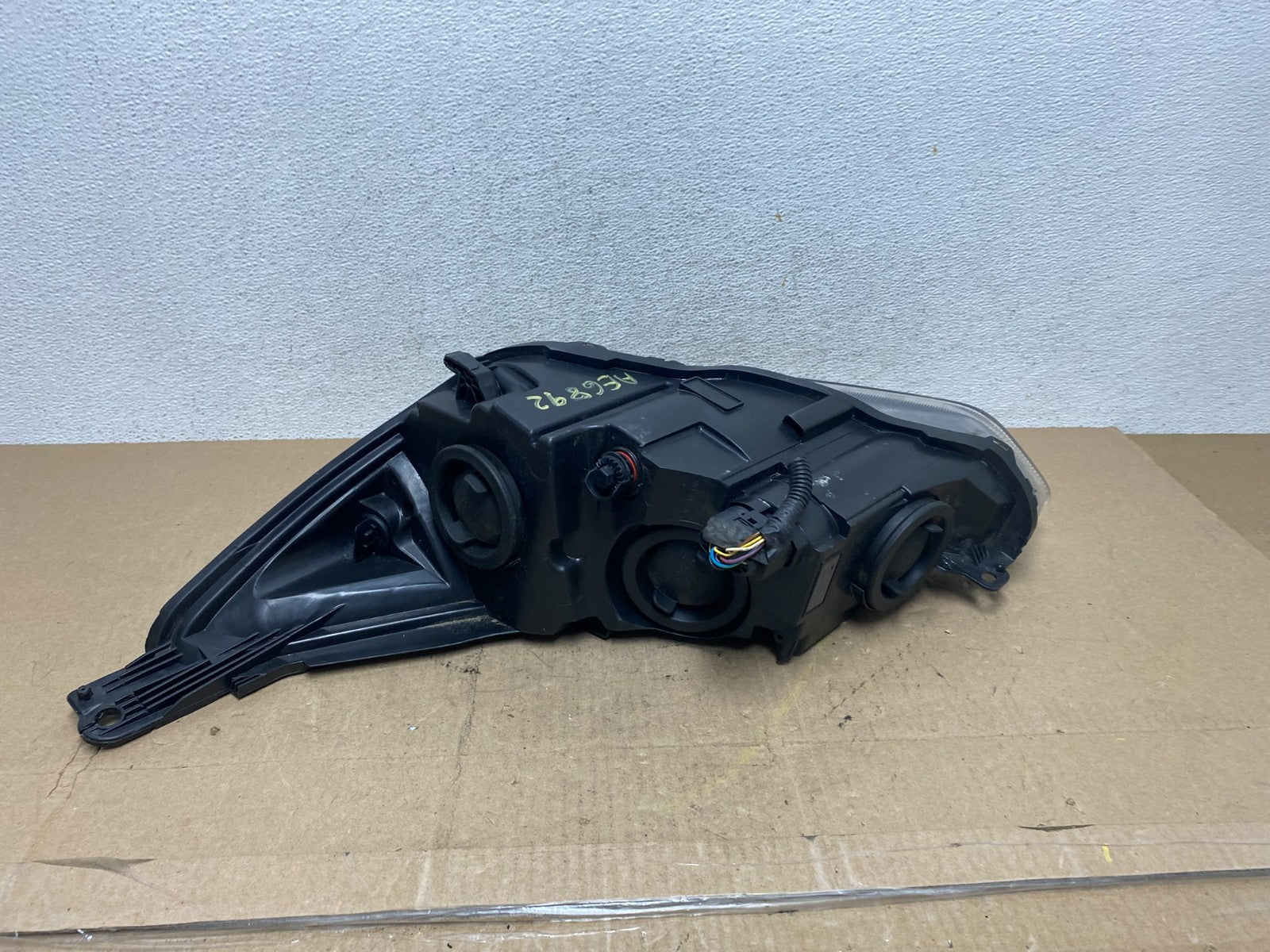 2015 to 2018 Ford Focus Right Passenger RH Side Black Headlight ae6892 DG4