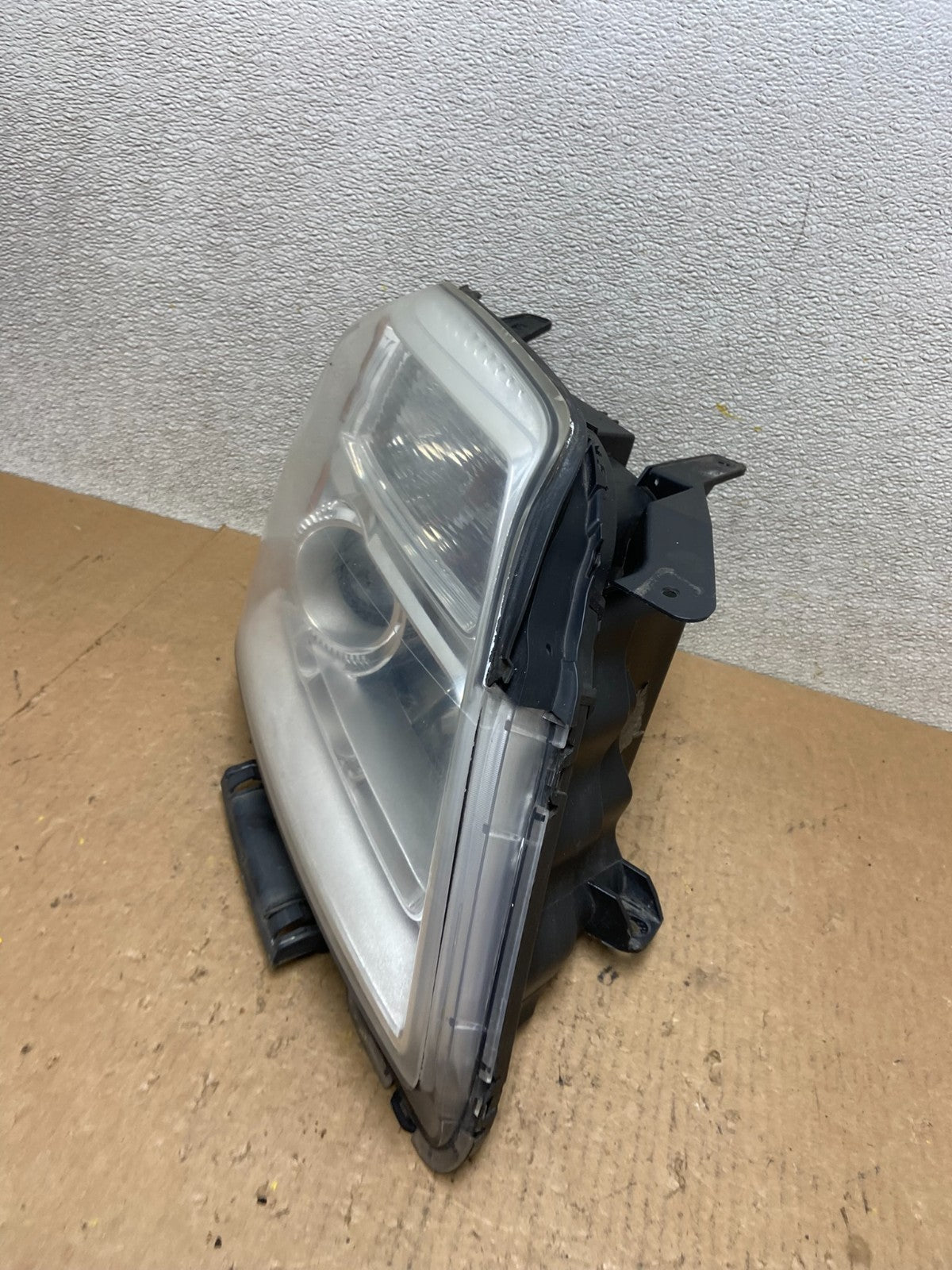 2010 to 2015 GMC Terrain Halogen Passenger Right Rh Side Headlight Oem Z8054 DW1