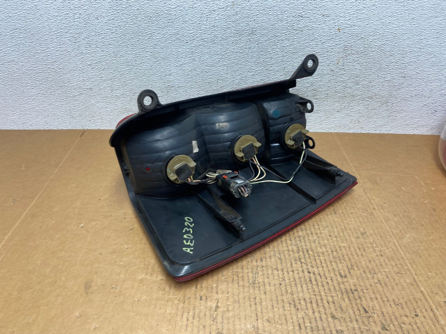 2007 2008 2009 Chrysler Aspen Tail Light Right Passenger Rh Side AE0320 LK4