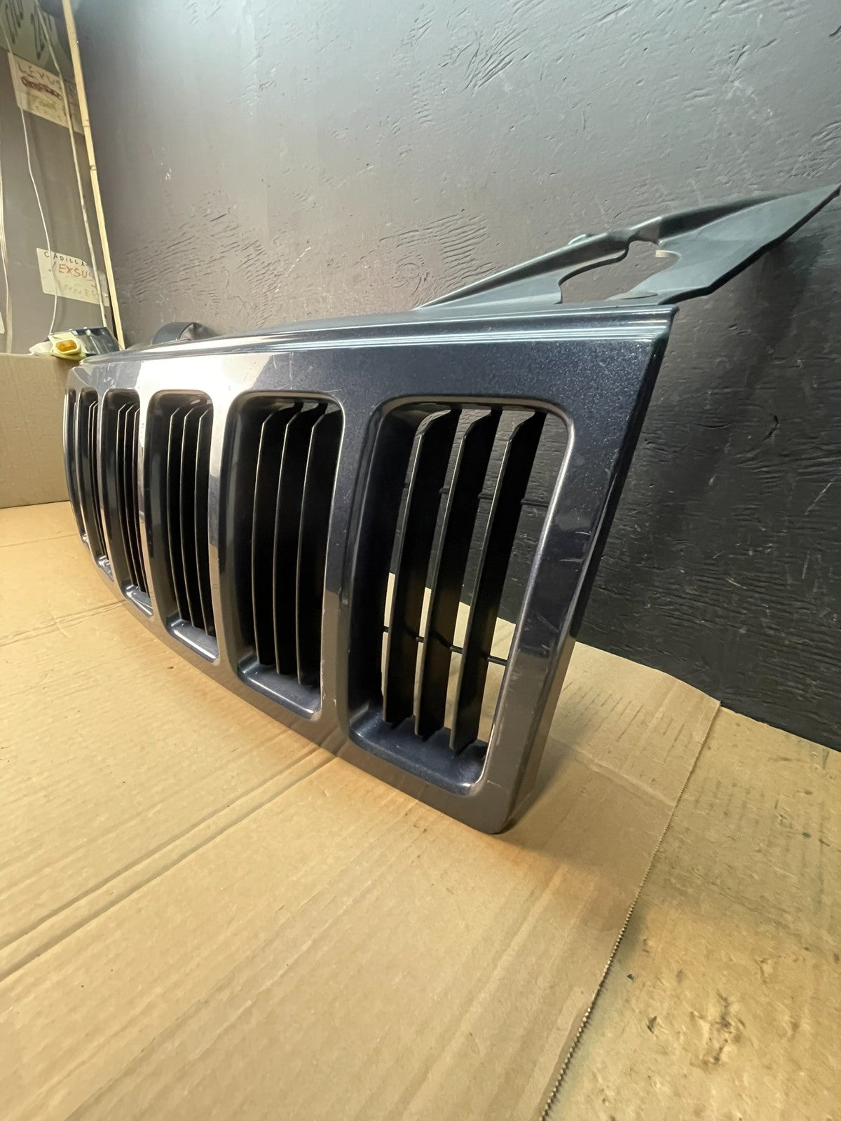 2008 2009 2010 Jeep Grand Cherokee Front Upper Grill Grille AC5325 DG2