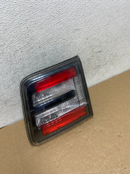 2013 to 2016 GMC Acadia Right Passenger RH Side Inner Tail Light AF7296 DW2