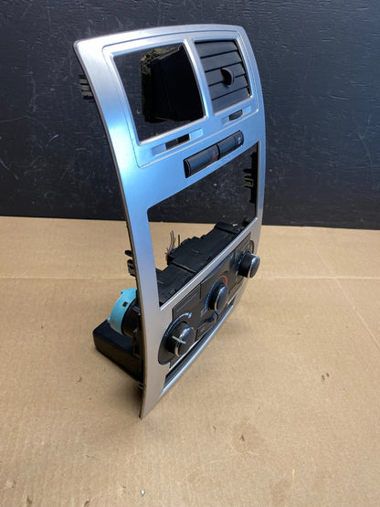 2008 - 2010 Dodge Charger Dash Climate Temperature Control Radio Bezel ac6171 DG1