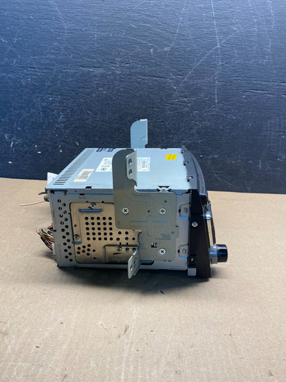 2011 to 2012 Hyundai Sonata Am Fm Cd Player Radio Receiver AG1800 DG2
