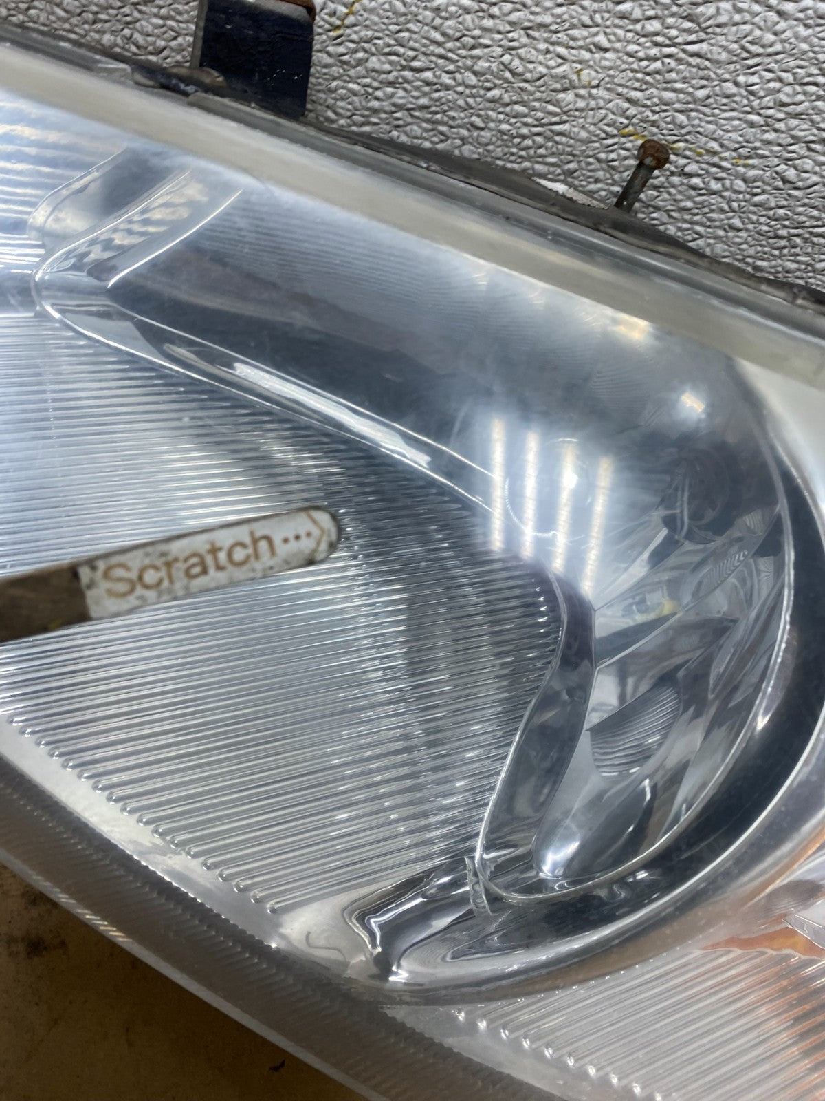 2001 to 2002 Chrysler Sebring Left+Right Side Headlights Oem X4860 DW5