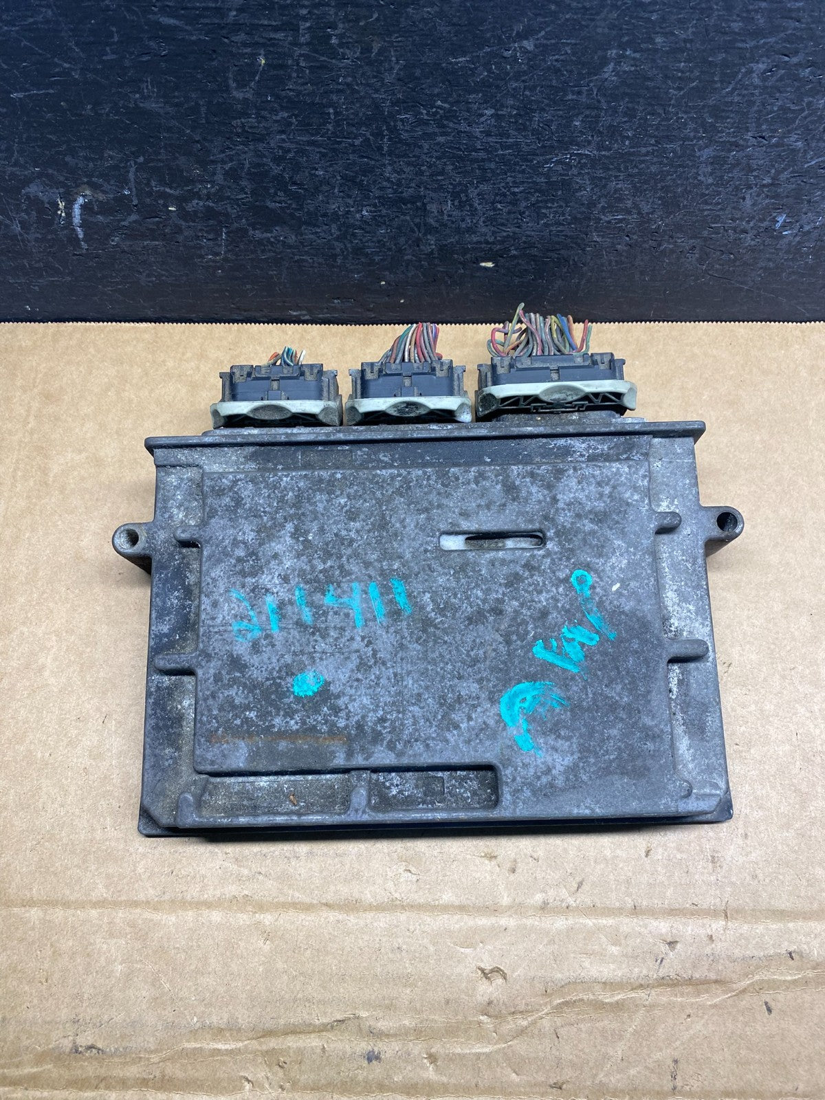 2010 2011 Ford Crown Victoria 4.6L Engine Control ECU Computer Module ad7364 DG0