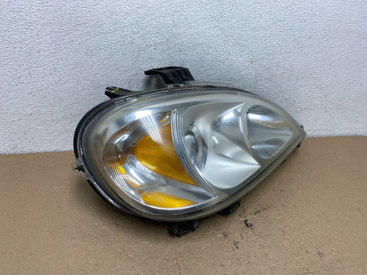 2002 - 2005 Mercedes ML ML350 ML500 Right Passenger Halogen Headlight AF4635 DW2