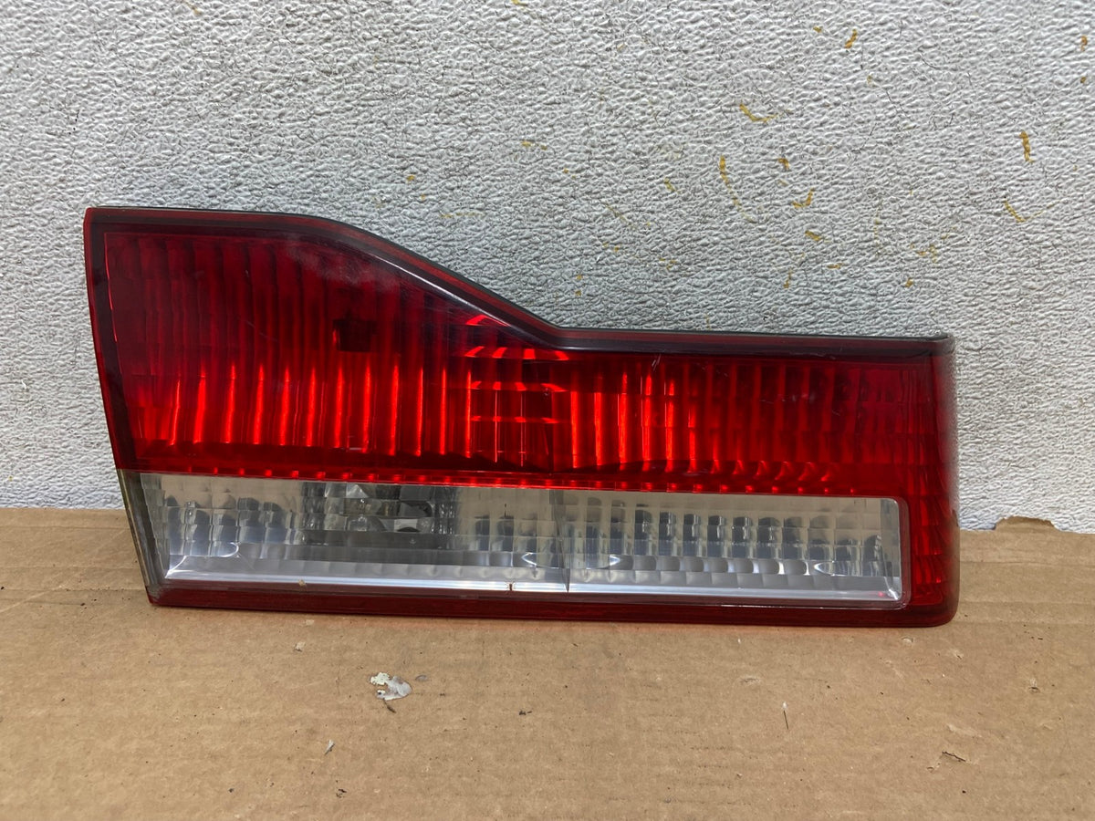 2001 to 2002 Honda Accord Left Driver LH Side Inner Tail Light AH8372 LK0