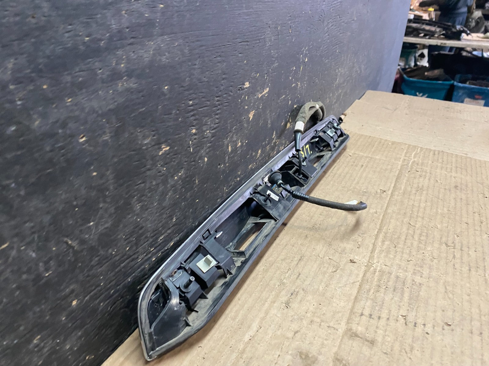 2013 to 2015 Nissan Pathfinder Rear Trunk Liftgate Handle Trim Camera v3399 DG6