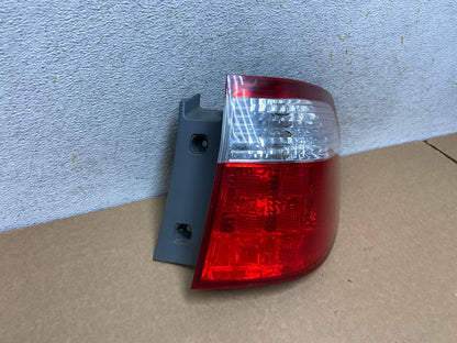 2005 2006 2007 Honda Odyssey Right Passenger RH Side Tail Light AI2553 LK2
