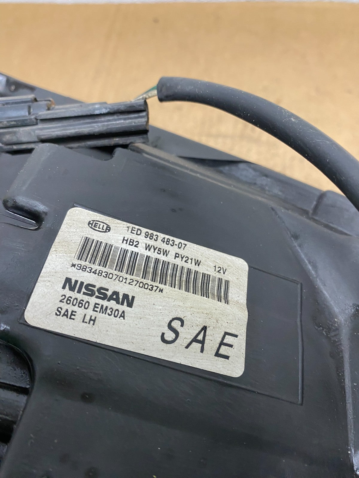 2008 to 2012 Nissan Versa Headlight Halogen Left Driver Lh Side AD0623 DW10