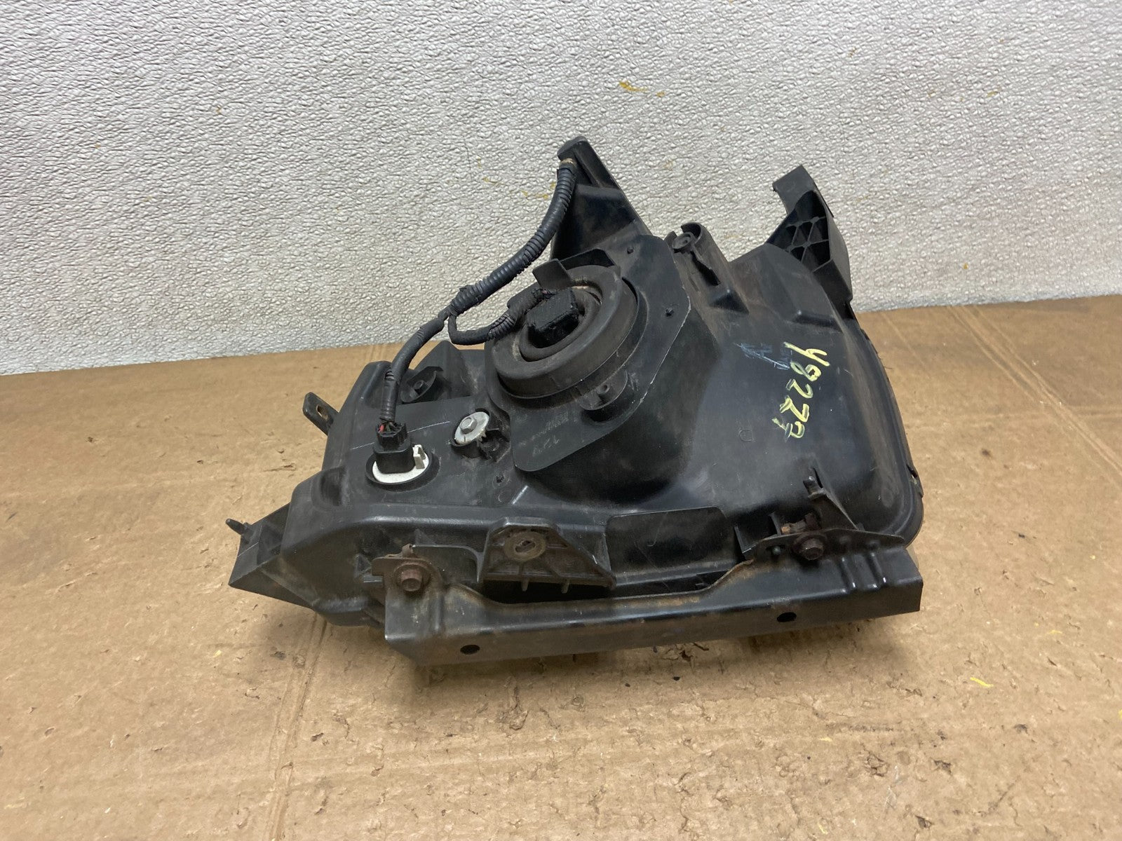 2003 to 2006 Honda Element Right Passenger Rh Side Headlight Oem Y8227 DW5