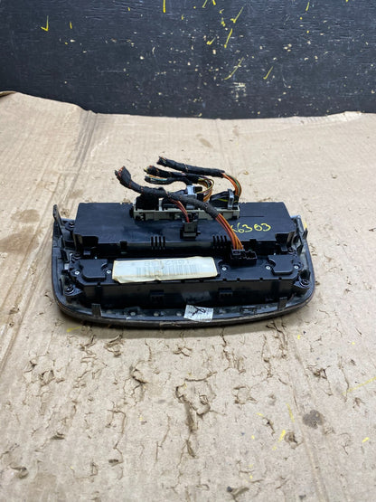 2006 to 2008 Mercedes W251 R350 AC Temp Heater Climate Control OEM x6303 DG4