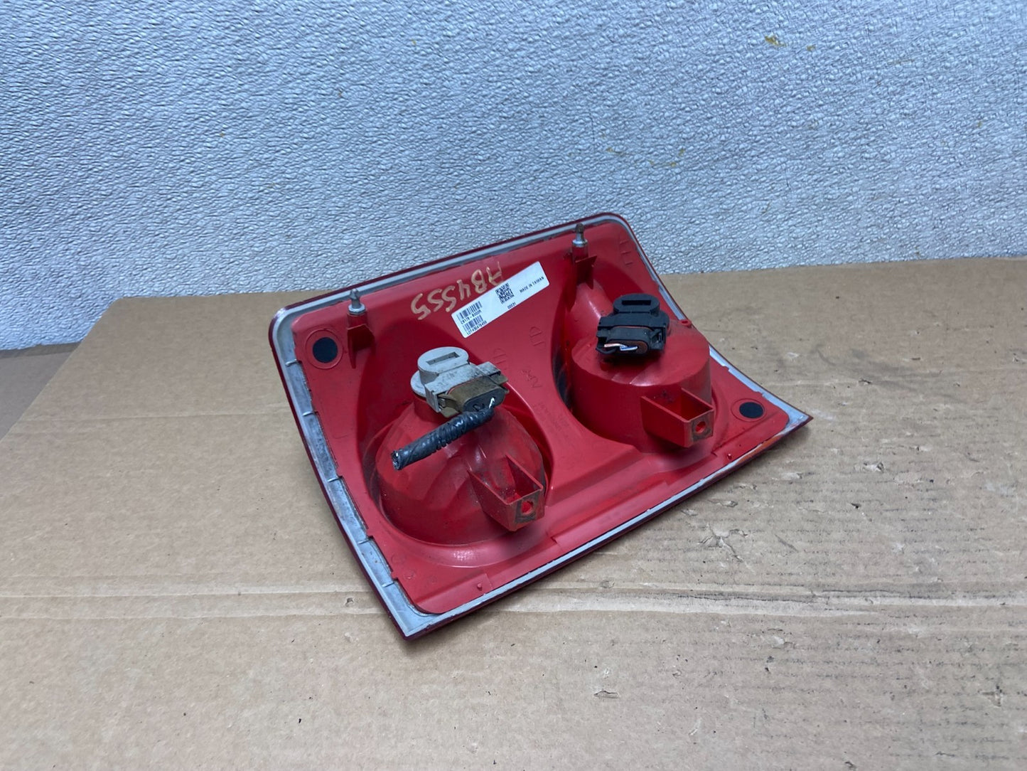 2005-2011 Dodge Dakota Right Passenger Rh Side Tail Light Oem AB4555 LK5